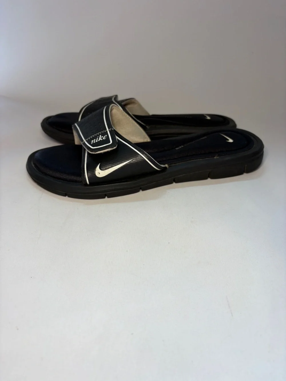 Nike Women's Comfort Footbed Slide Sandals Size 9 - Picture 4 of 7